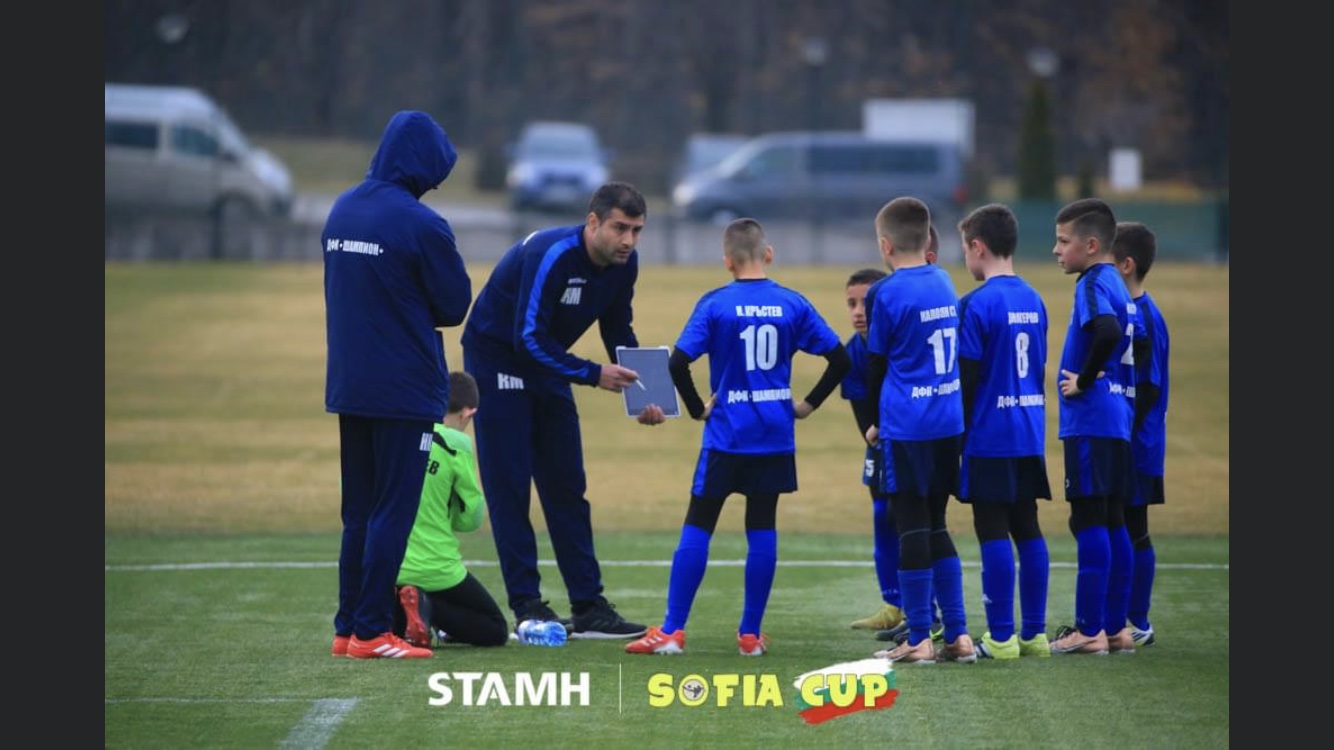 ДФК "Шампион" ДФК "Шампион"